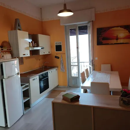 Casa Alice , Lido Di , Lucca شقة